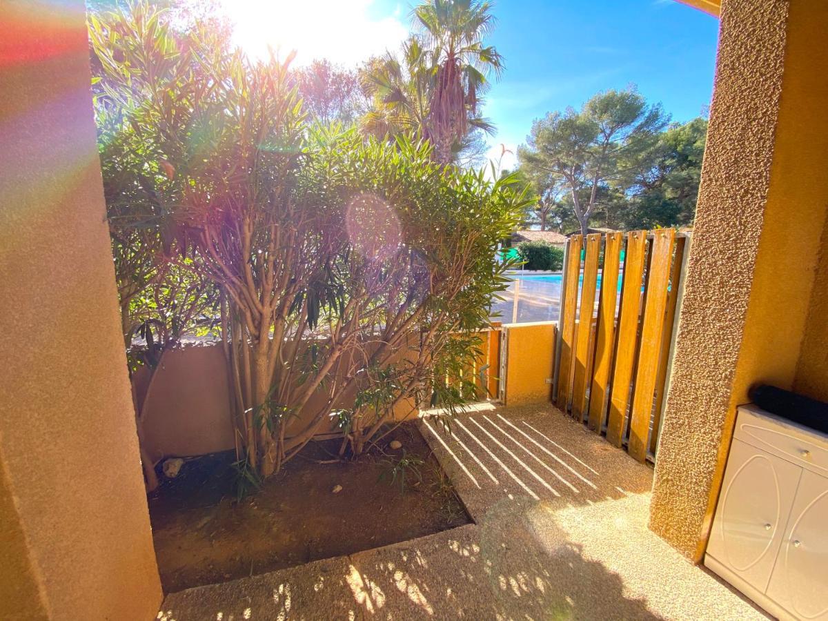 Appartement Avec Piscine A 5Min De La Plage Sanary-sur-Mer Exterior photo